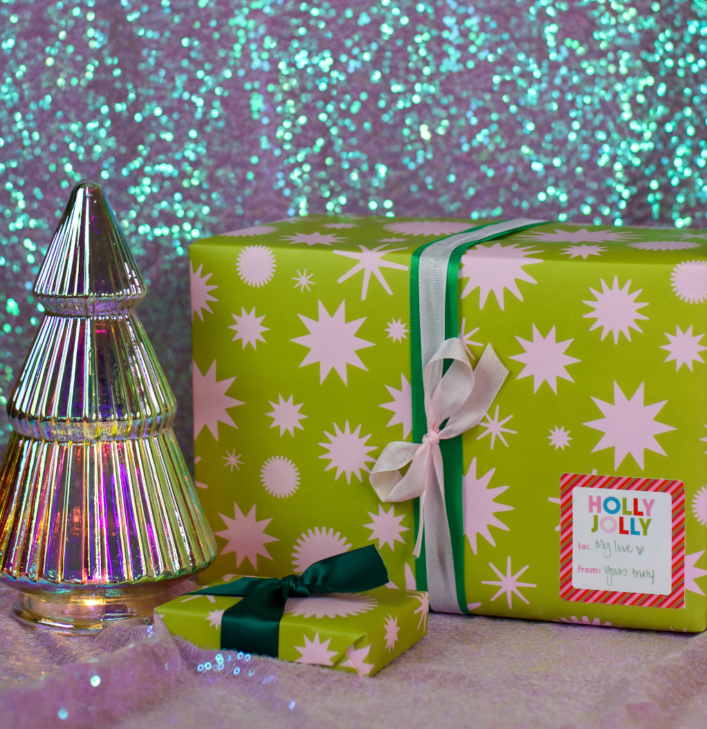 RICKRACK REVERSIBLE GIFT WRAP